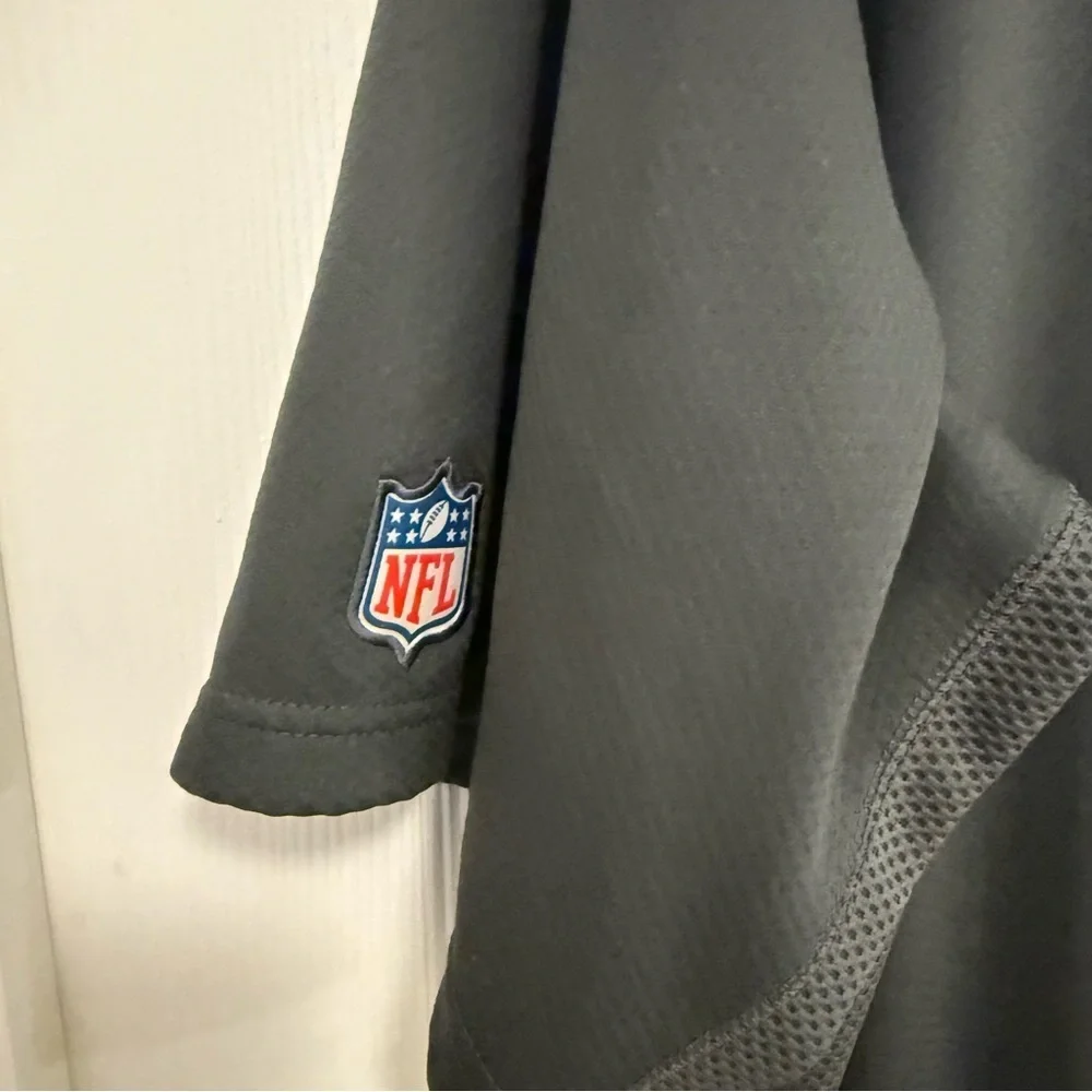 NWOT Nike Philadelphia Eagles Sideline Quarter-Zip Dri-FIT Coach Jacket